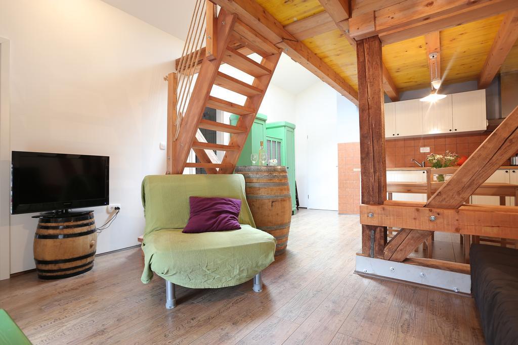 Appartamento The Soca House Tolmin Esterno foto